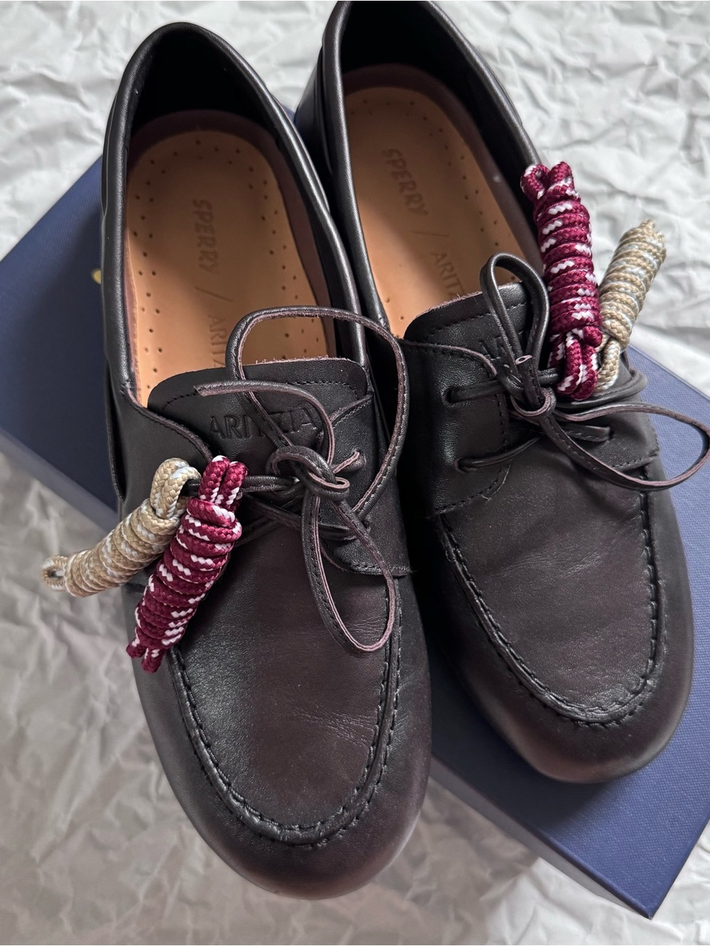 Sperry x Aritzia Women’s Dark Brown Leather Boat Shoes, Size 8, New in Box - Picture 3 of 7